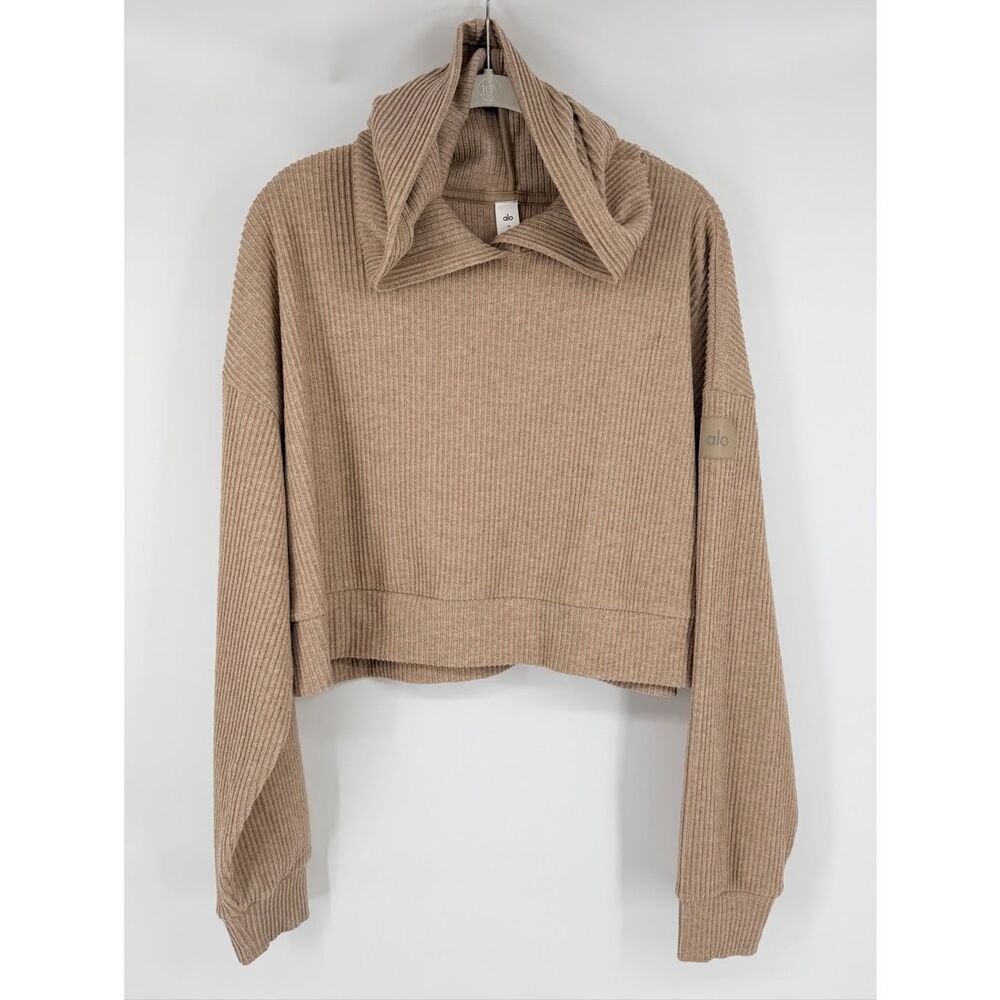 NWOT Alo Yoga Muse Hoodie Gravel Heather Tan Ribbed Cropped Pullover Size Medium - Picture 3 of 10